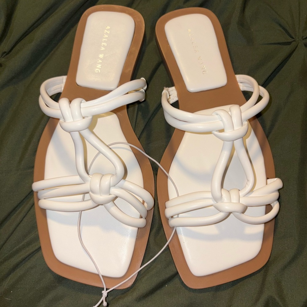 White Knotted Women's Sandals